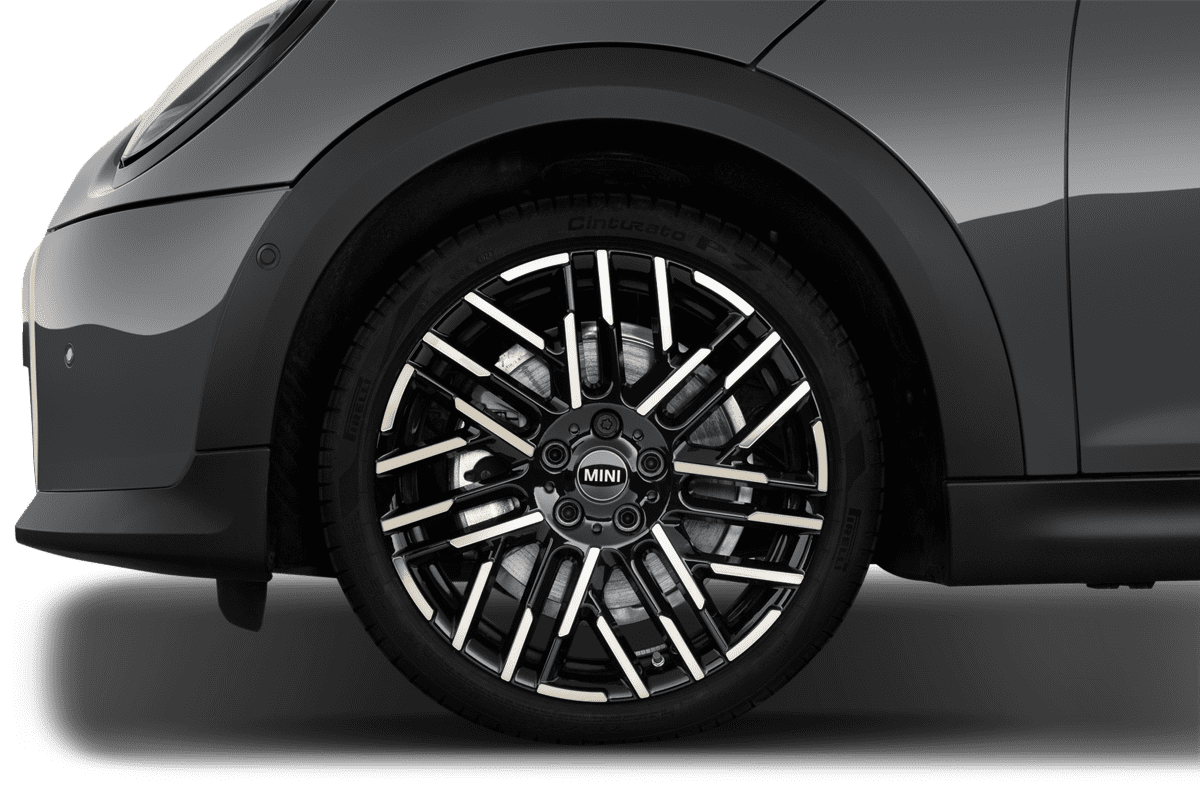 Radkappe oder Felge eines MINI Cooper Cabrio 