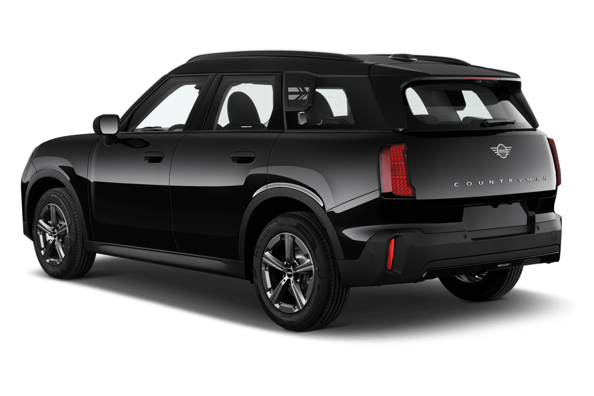 Schräge Heckansicht eines MINI Countryman , freigestellt