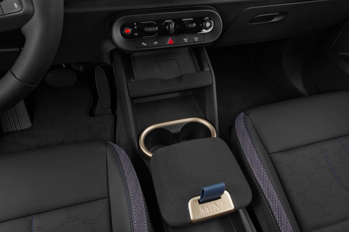 Schaltknüppel eines MINI Countryman