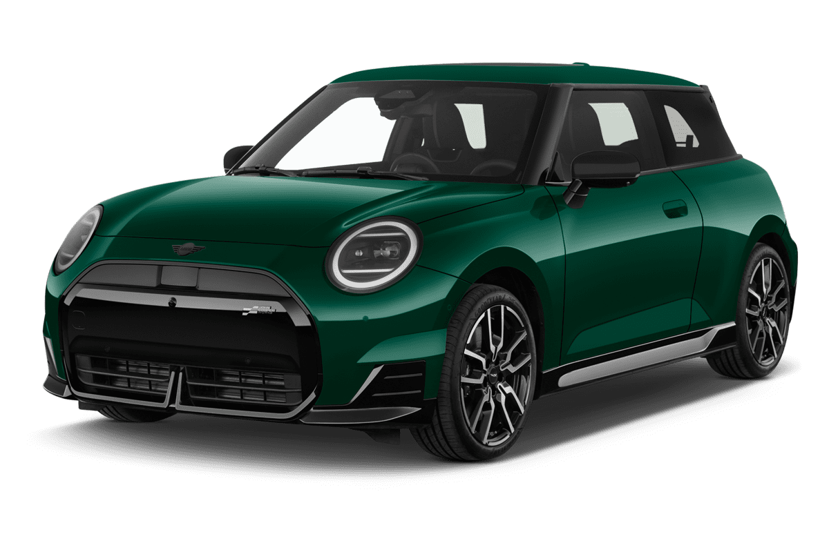 Schräge Frontansicht eines MINI Countryman Electric, freigestellt