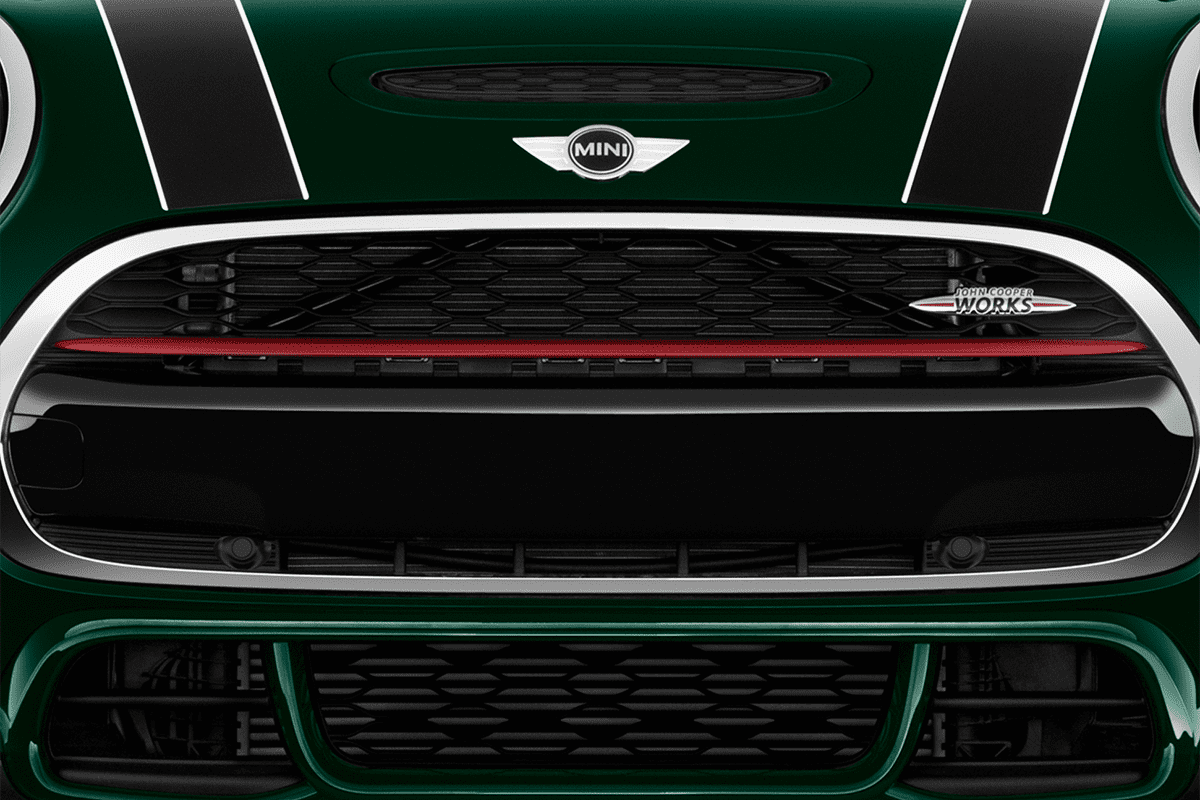 Kühlergrill eines MINI 3-Türer John Cooper Works