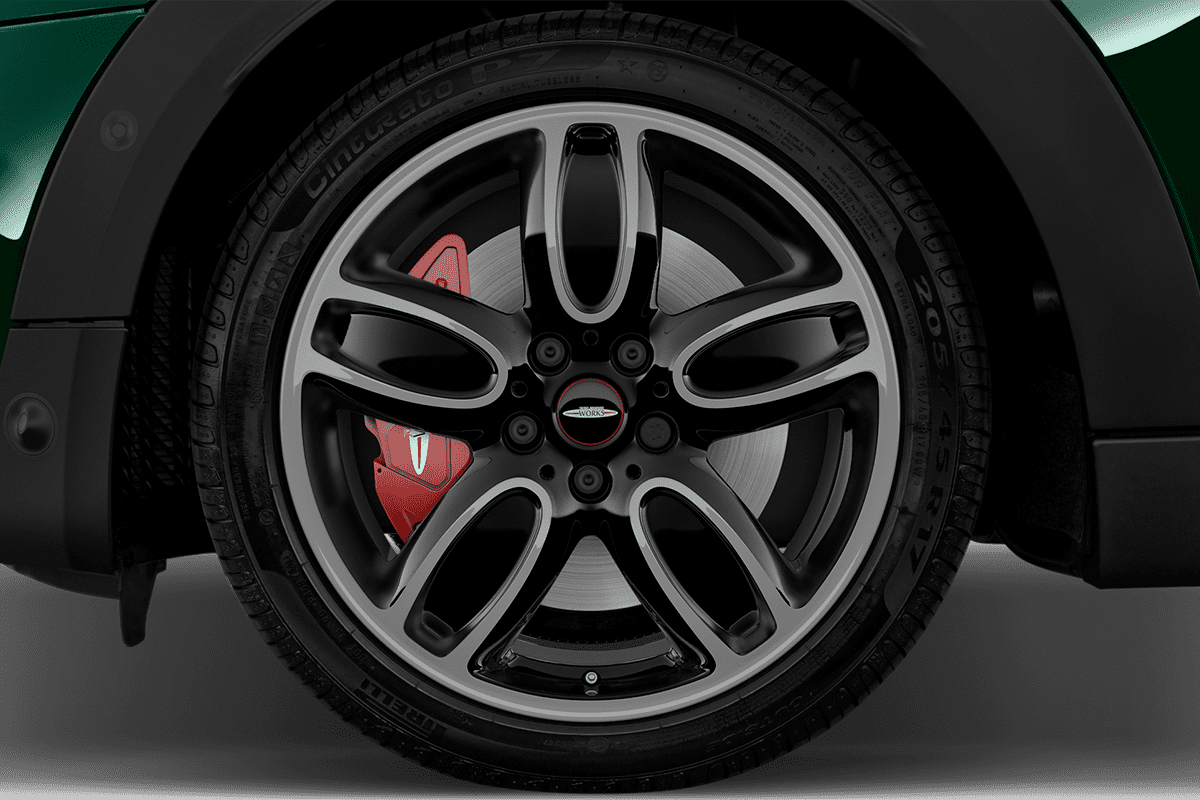 Radkappe oder Felge eines MINI 3-Türer John Cooper Works