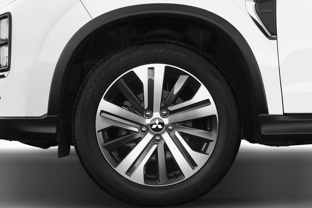 Radkappe oder Felge eines Mitsubishi ASX Plug-in-Hybrid