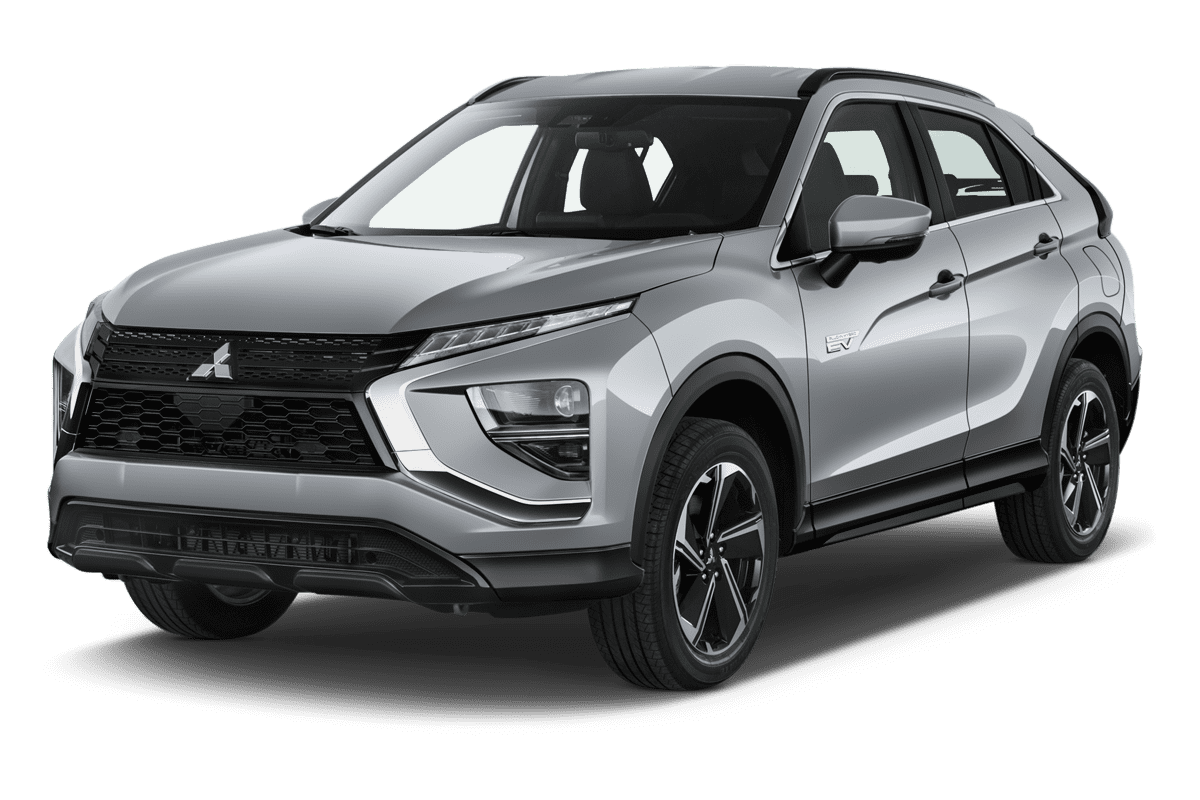 Schräge Frontansicht eines Mitsubishi Eclipse Cross Plug-in Hybrid, freigestellt