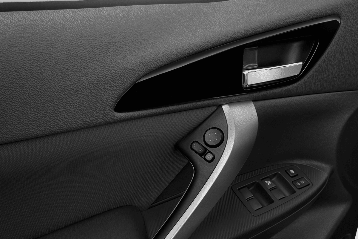 Türsteuerung eines Mitsubishi Eclipse Cross Plug-in Hybrid