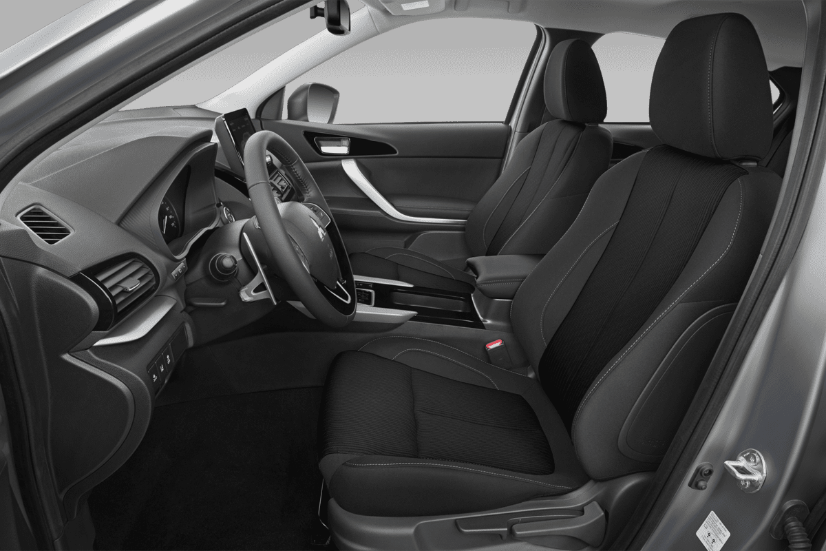 Vordersitze eines Mitsubishi Eclipse Cross Plug-in Hybrid