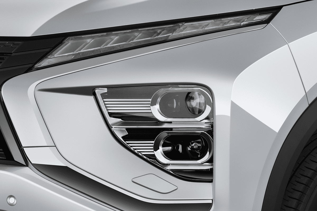 Frontscheinwerfer eines Mitsubishi Eclipse Cross BEV (neues Modell)