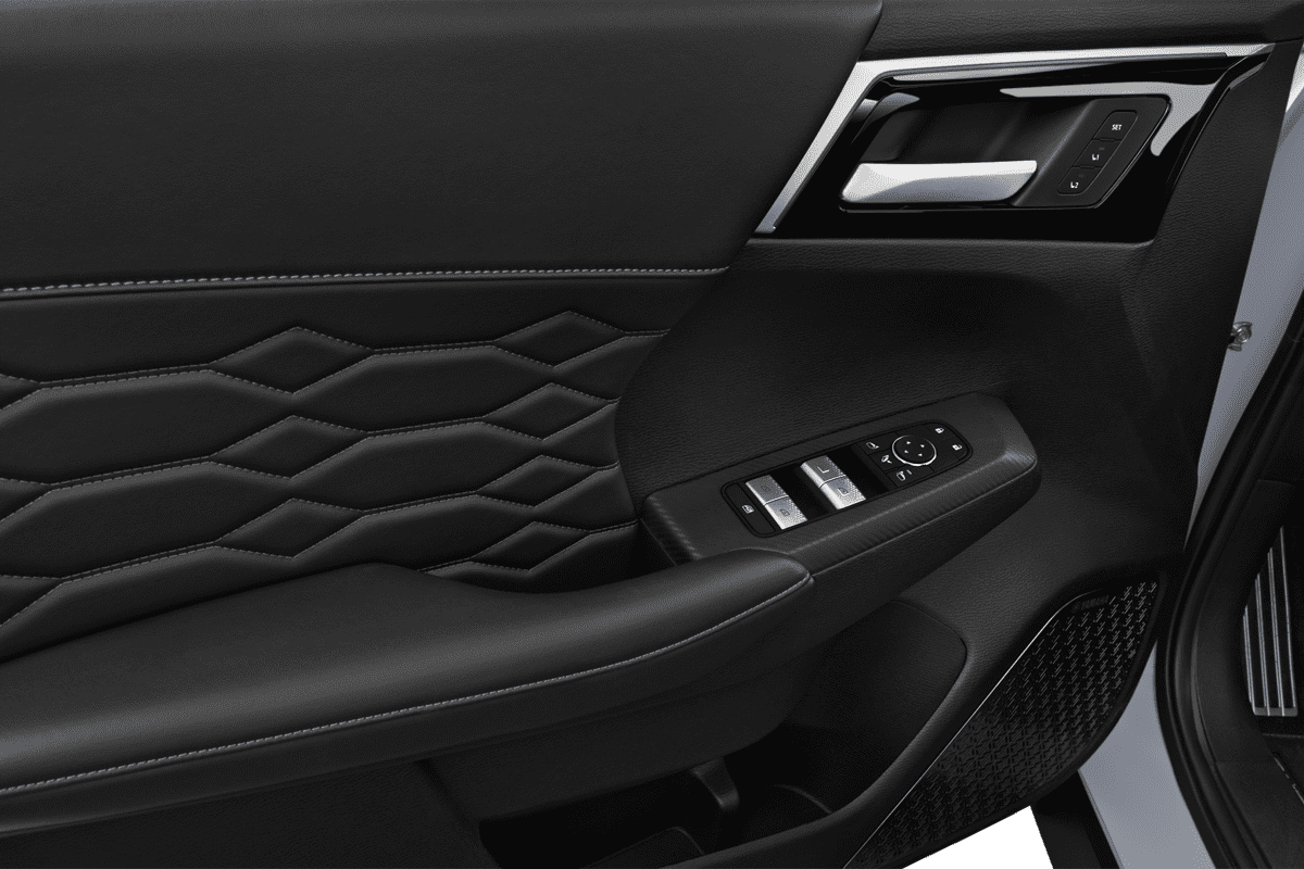 Türsteuerung eines Mitsubishi Outlander Plug-in-Hybrid