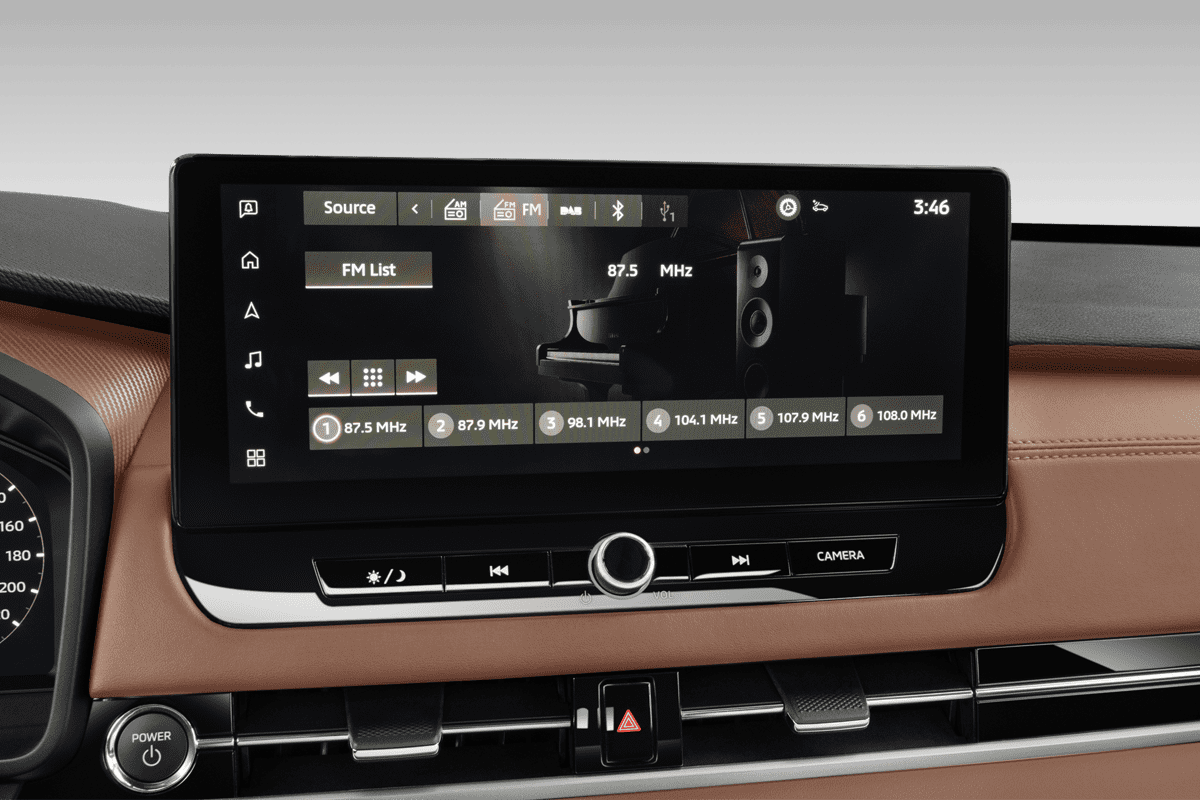 Audiosystem eines Mitsubishi Outlander Plug-in-Hybrid