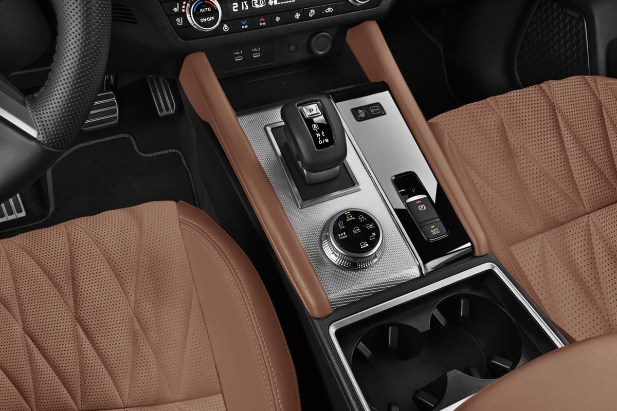 Schaltknüppel eines Mitsubishi Outlander Plug-in-Hybrid