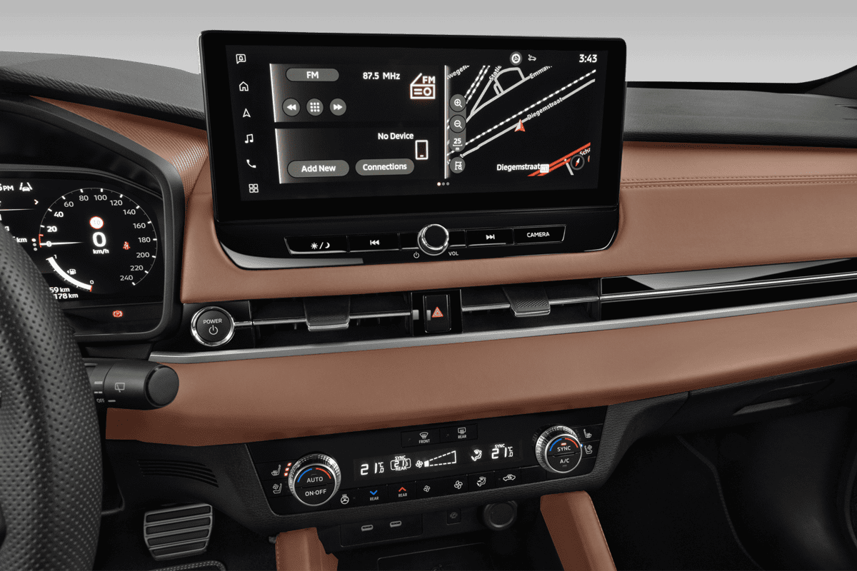 Mittelkonsole eines Mitsubishi Outlander Plug-in-Hybrid