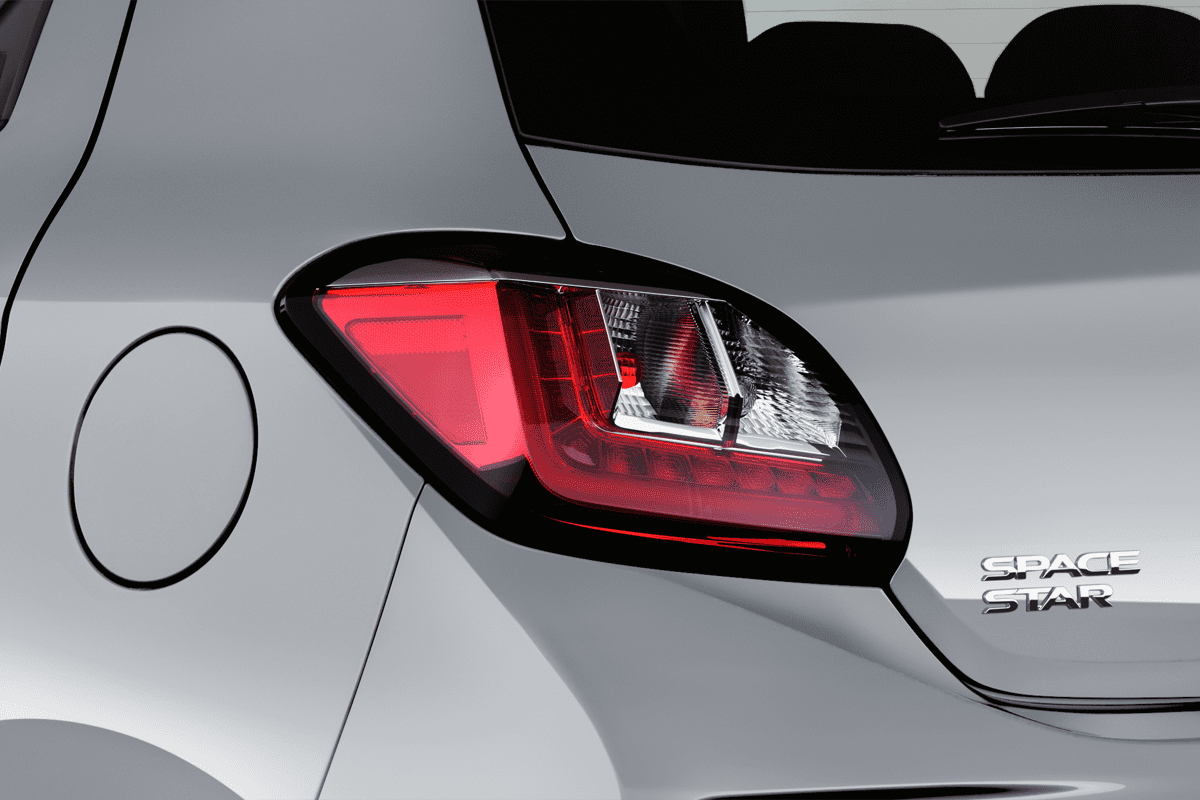 Heckleuchten eines Mitsubishi Space Star