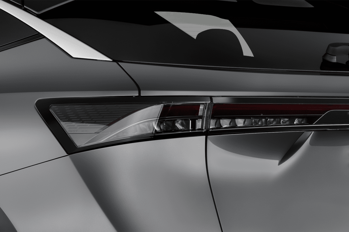 Heckleuchten eines Nissan Ariya