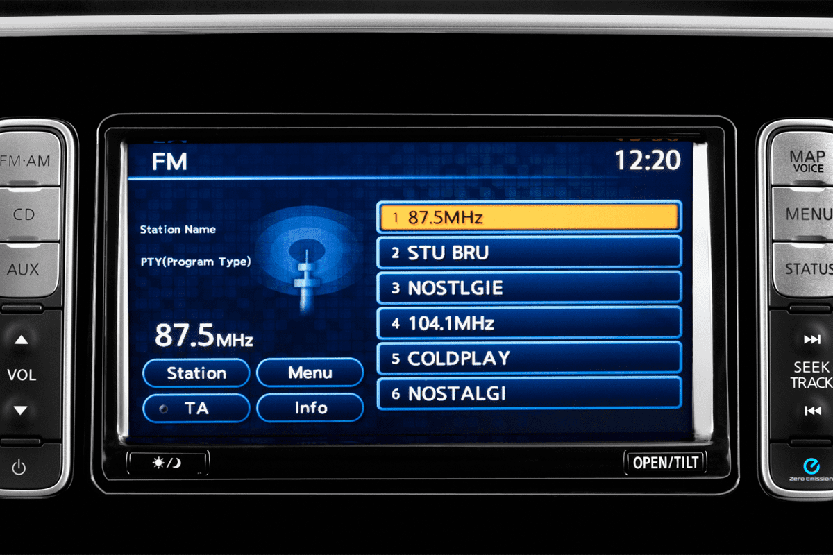 Audiosystem eines Nissan E-NV200 Evalia
