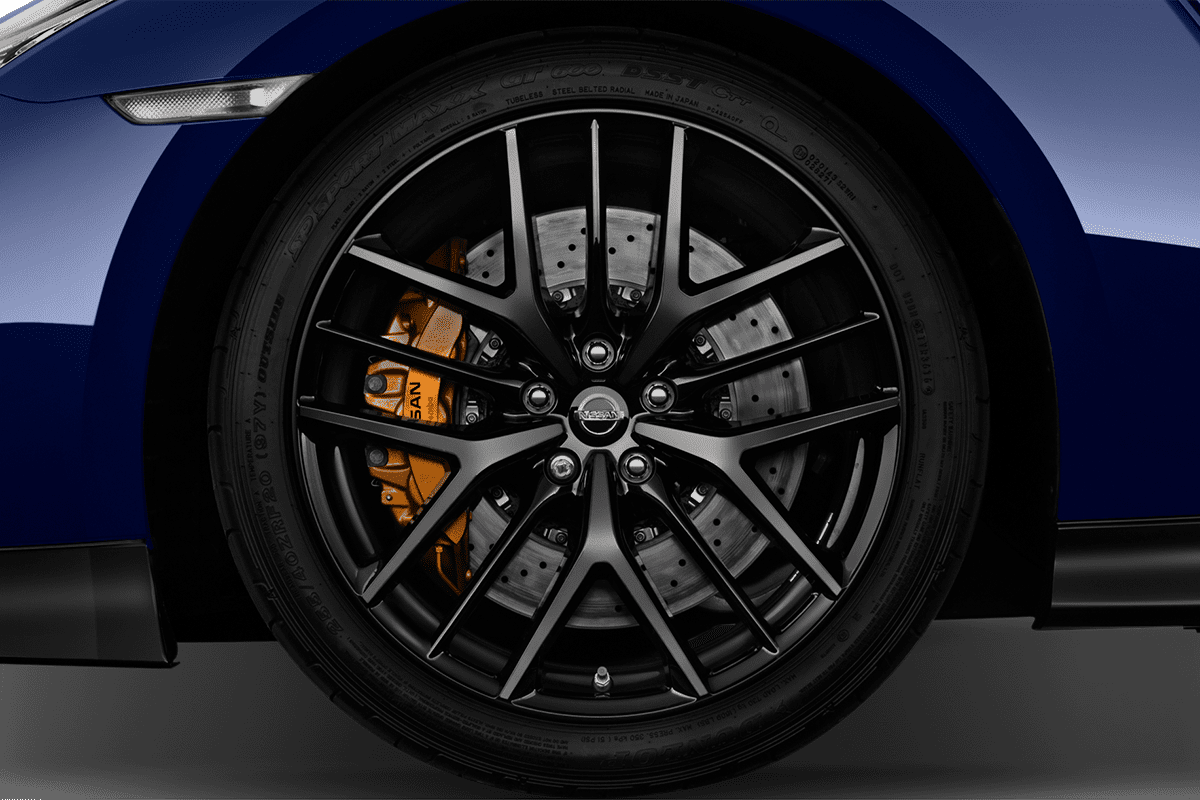 Radkappe oder Felge eines Nissan GT-R