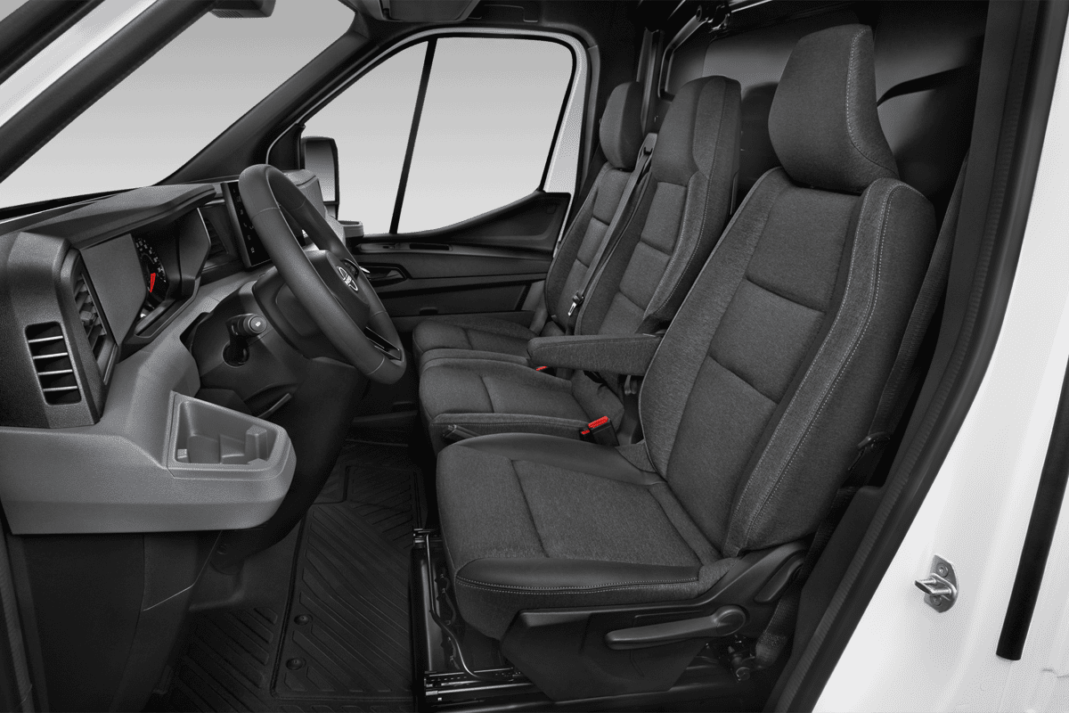 Vordersitze eines Nissan Interstar EV