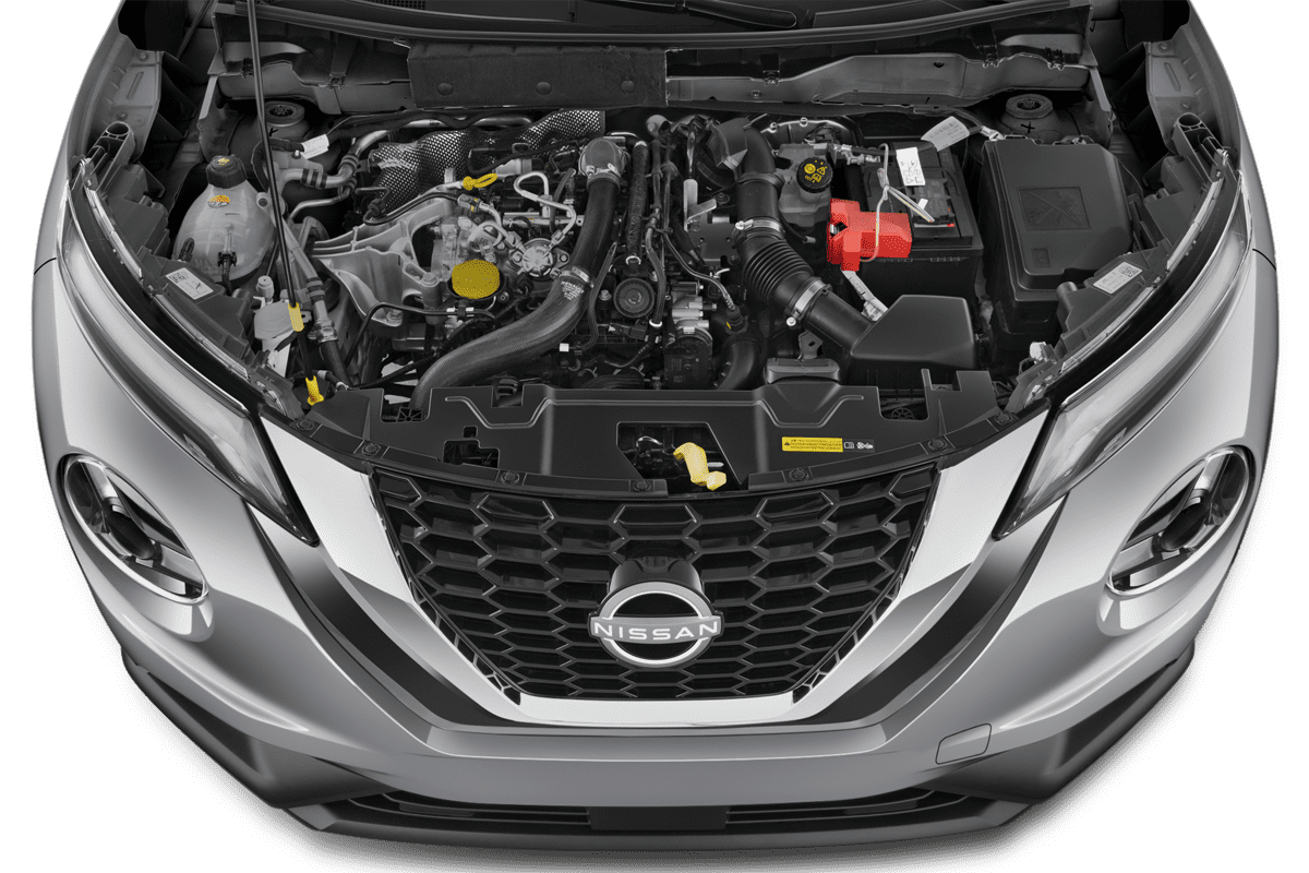 Motorraum eines Nissan Juke 