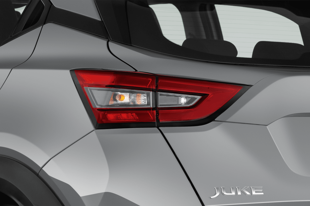 Heckleuchten eines Nissan Juke (neues Modell) (KI-generiert)