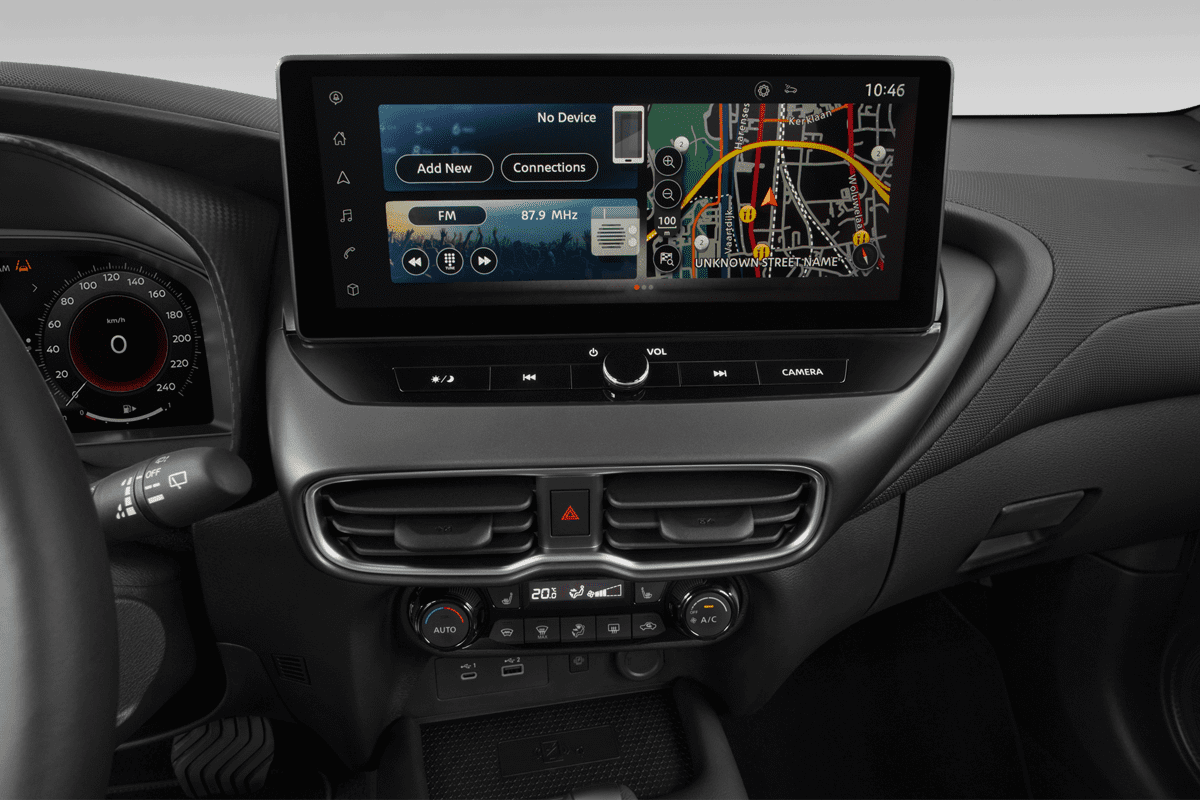 Mittelkonsole eines Nissan Juke Hybrid (neues Modell)