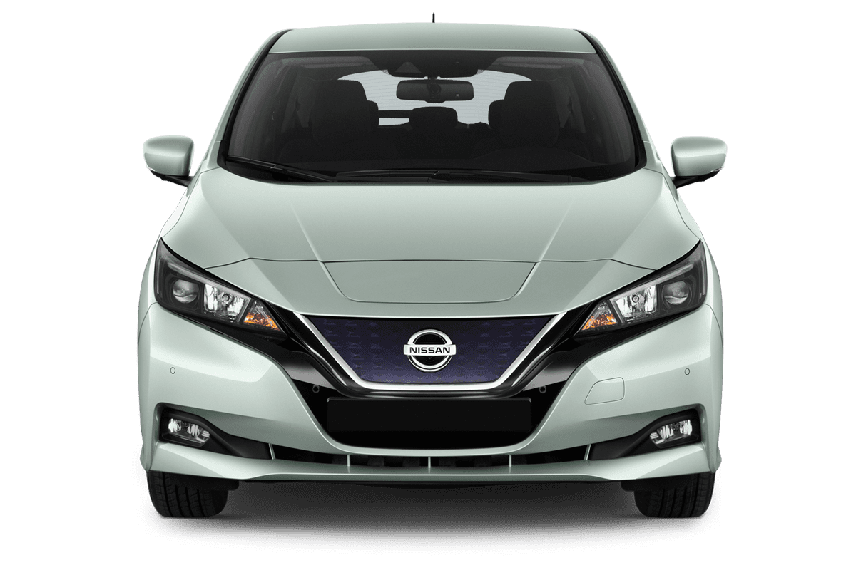 Frontansicht eines Nissan Leaf, freigestellt