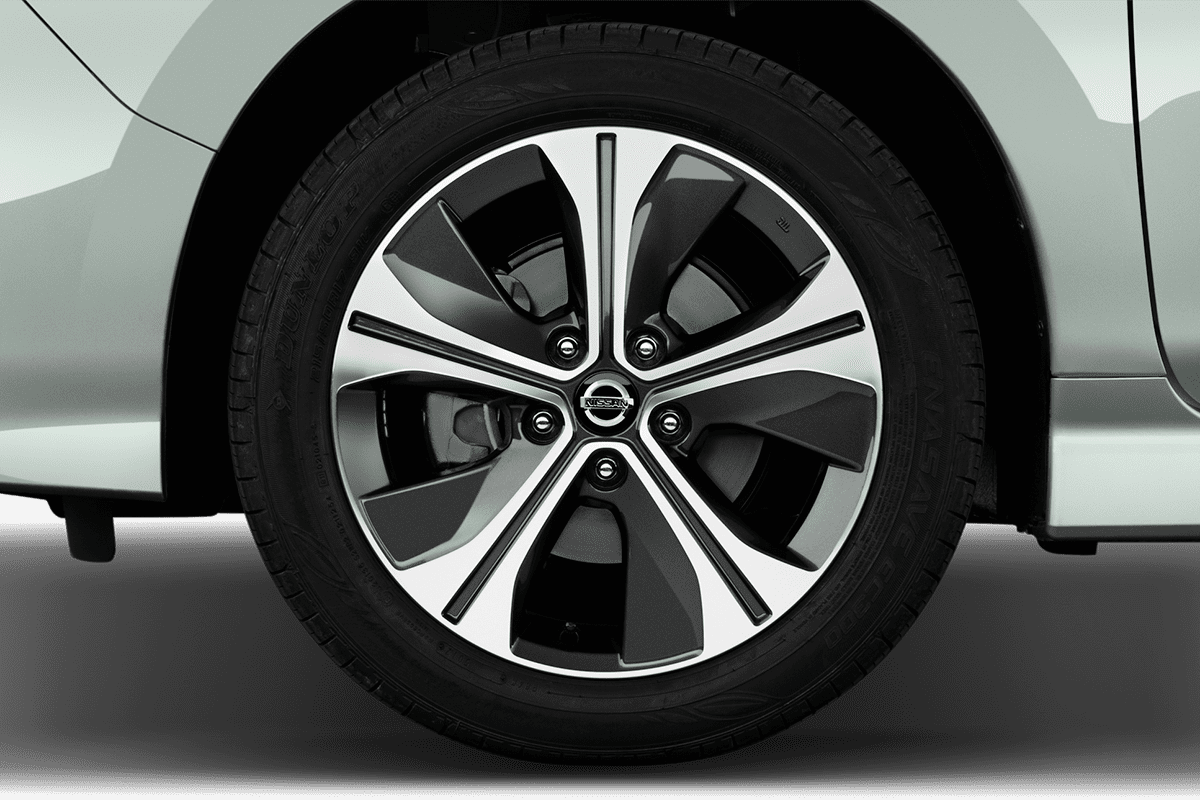 Radkappe oder Felge eines Nissan Leaf