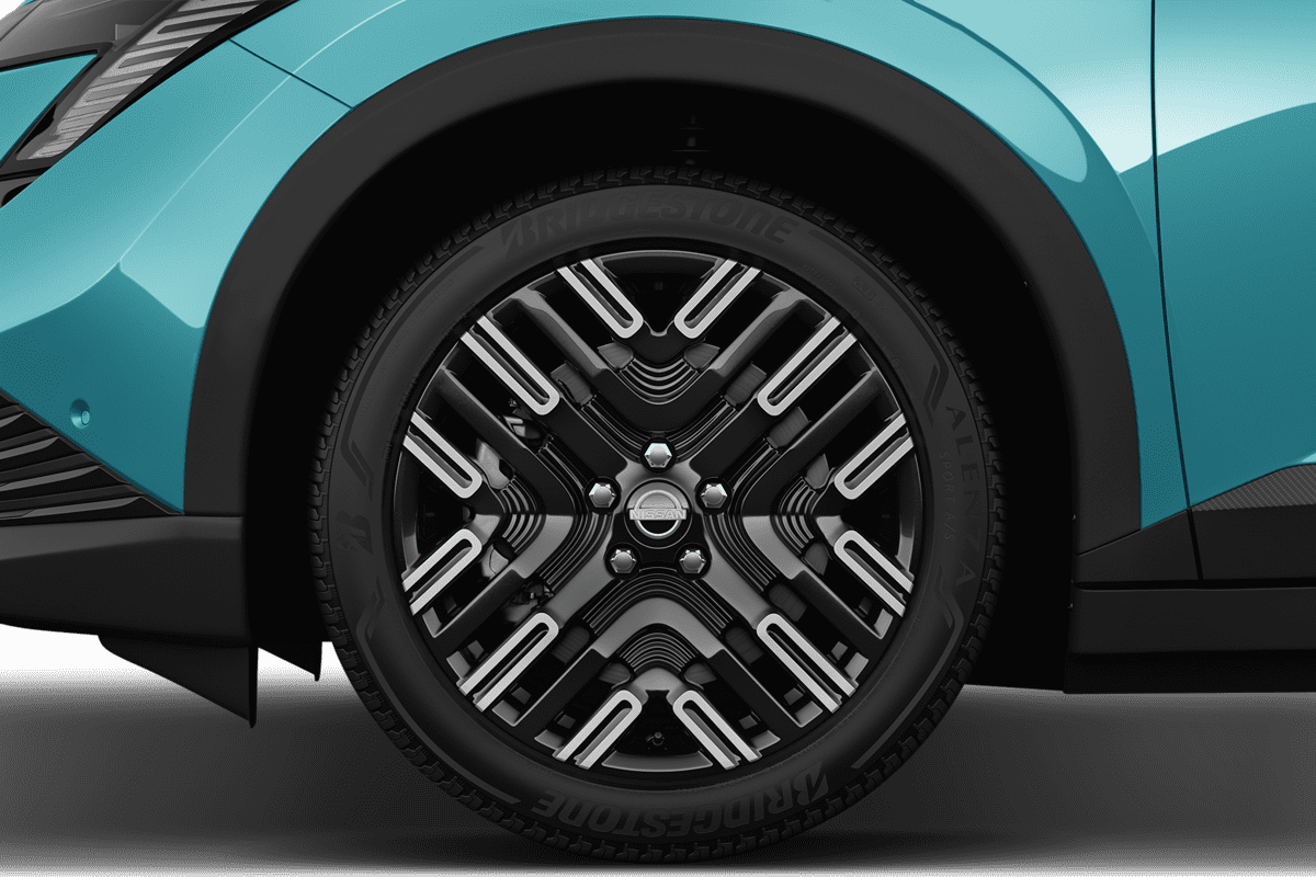 Radkappe oder Felge eines Nissan Leaf (KI-generiert)