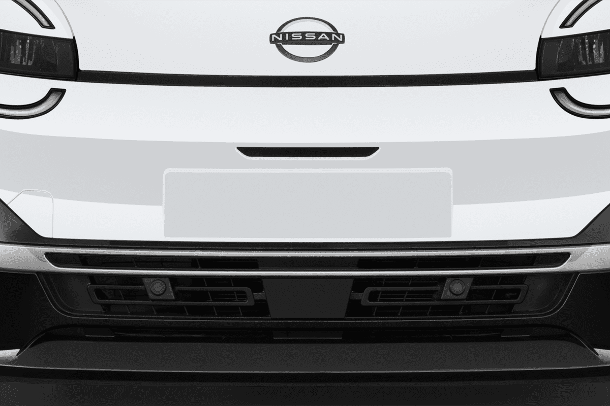 Kühlergrill eines Nissan Micra BEV (neues Modell)