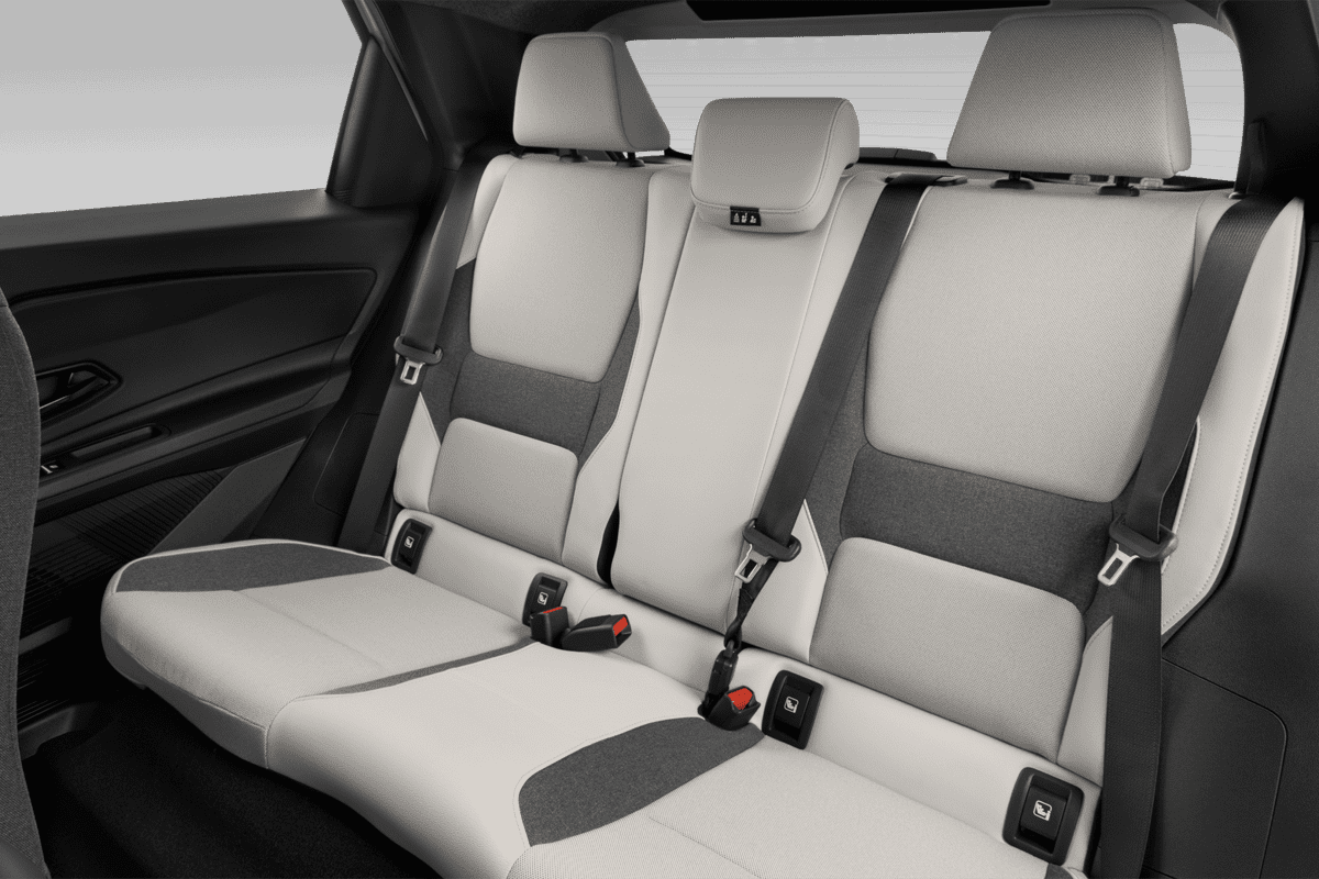 Rücksitzbank eines Nissan Micra BEV (neues Modell)