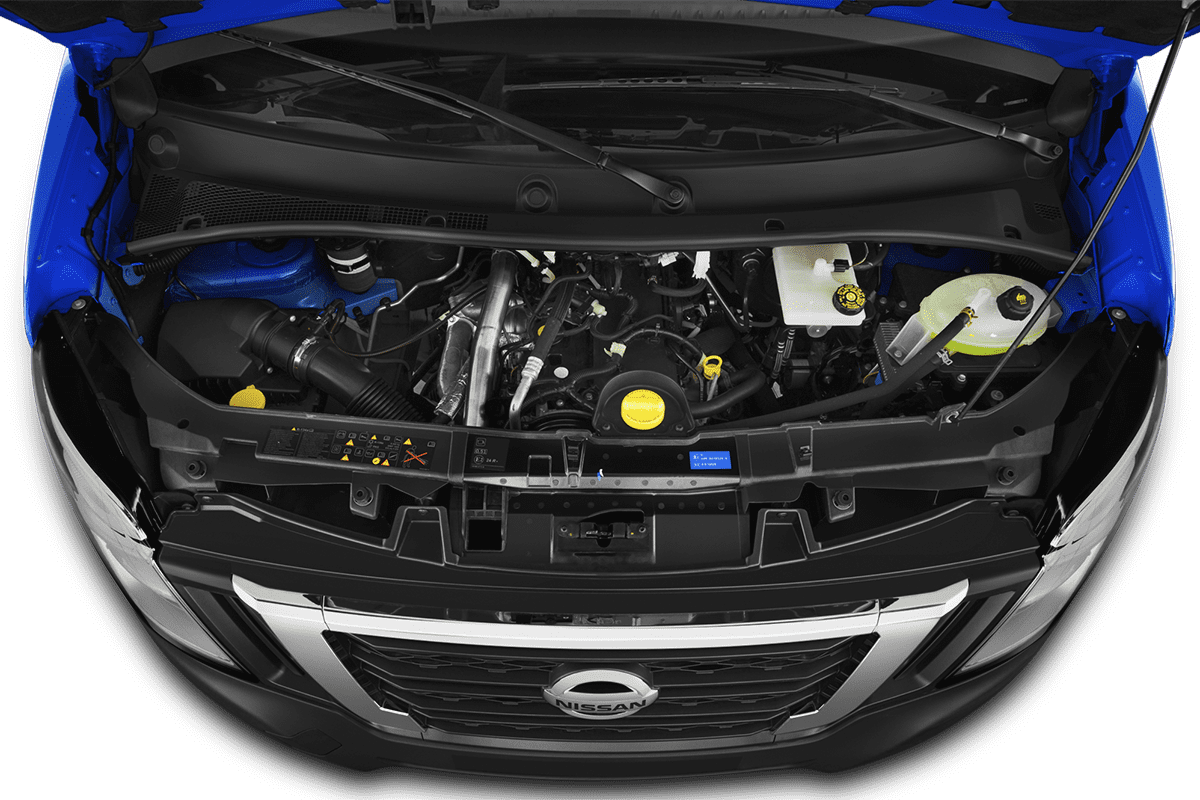 Motorraum eines Nissan NV400 Normal Pritschenwagen