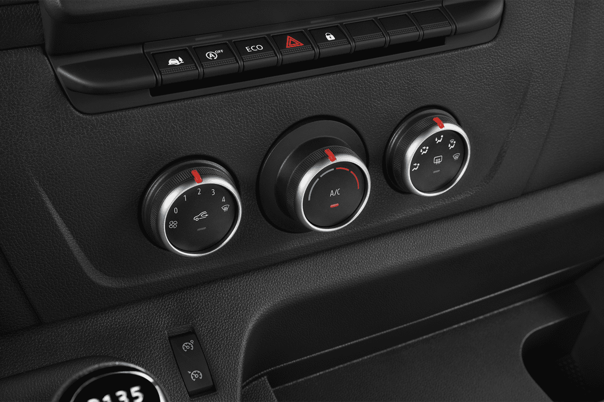 Klimasteuerung eines Nissan NV400 Normal Pritschenwagen