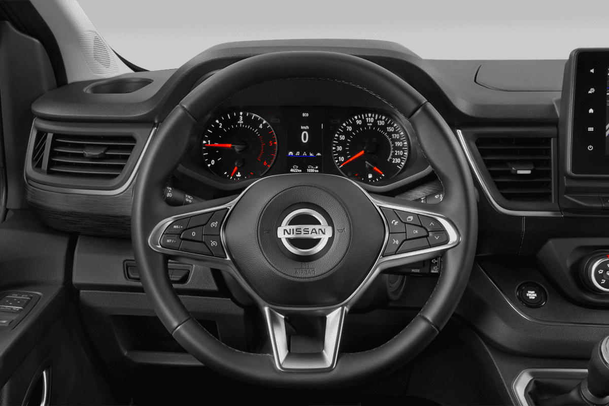 Lenkrad eines Nissan Primastar Kombi