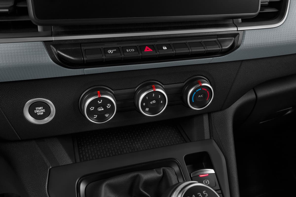 Klimasteuerung eines Nissan Townstar Kastenwagen