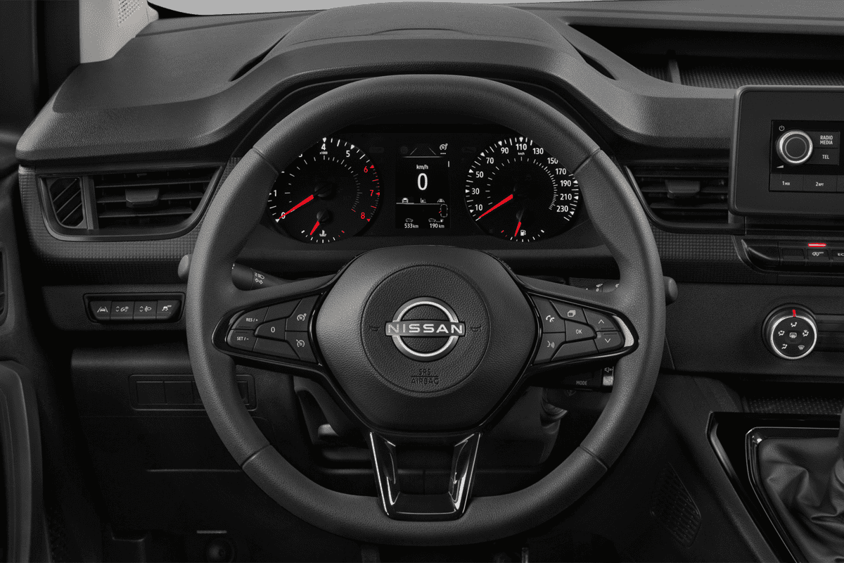 Lenkrad eines Nissan Townstar Kombi