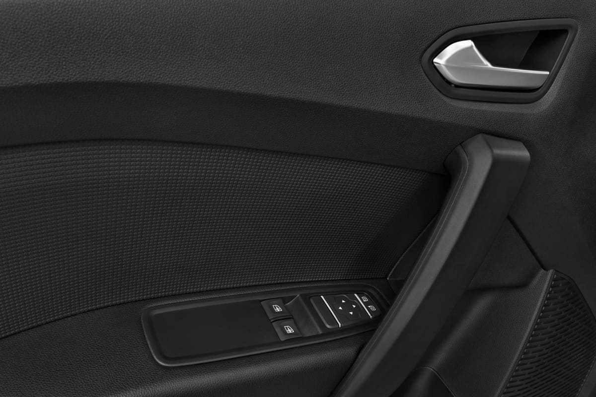 Türsteuerung eines Nissan Townstar Kombi EV