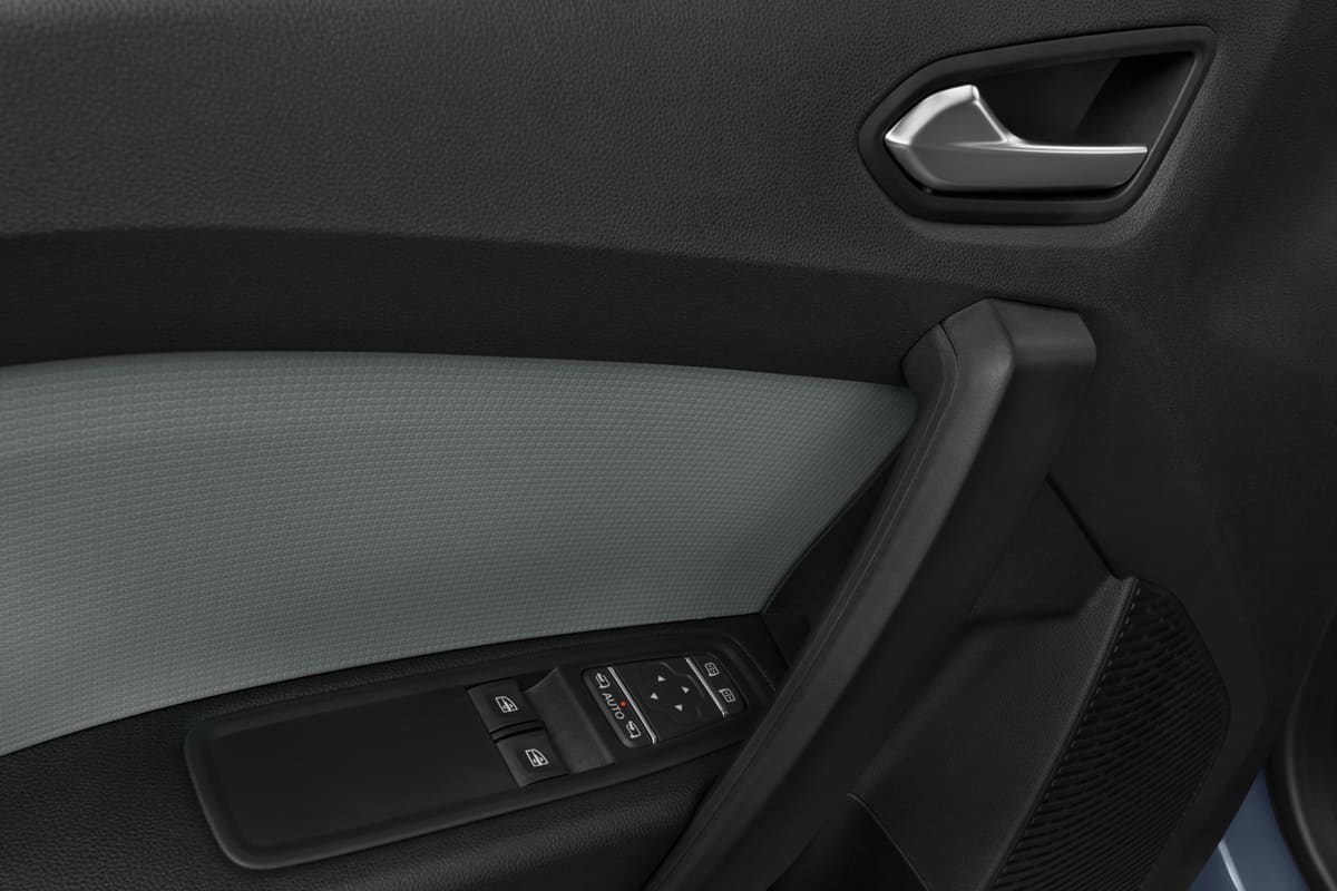 Türsteuerung eines Nissan Townstar Kastenwagen EV