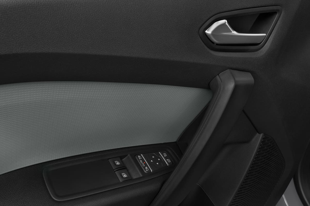 Türsteuerung eines Nissan Townstar Kastenwagen EV