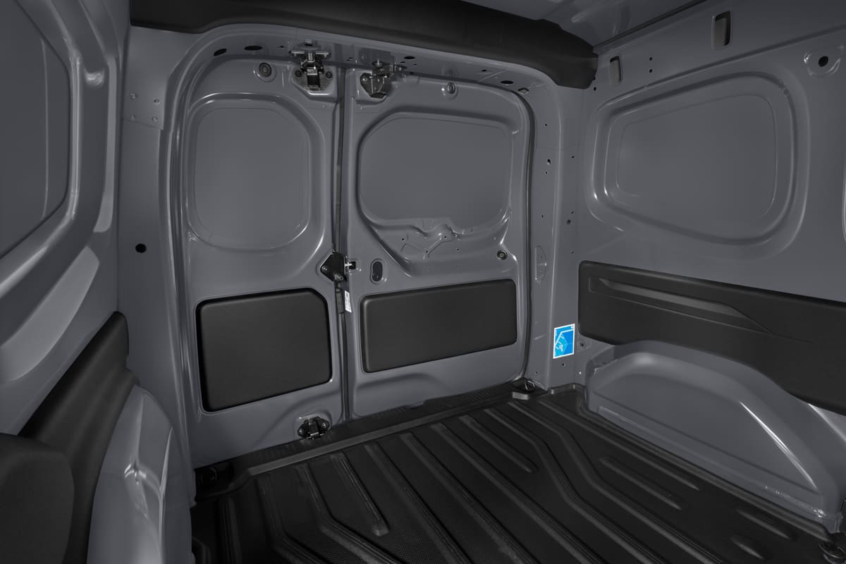 Rücksitzbank eines Nissan Townstar Kastenwagen EV