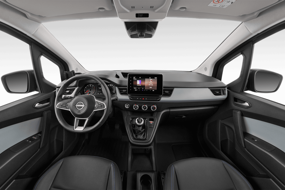 Armaturenbrett eines Nissan Townstar Kastenwagen