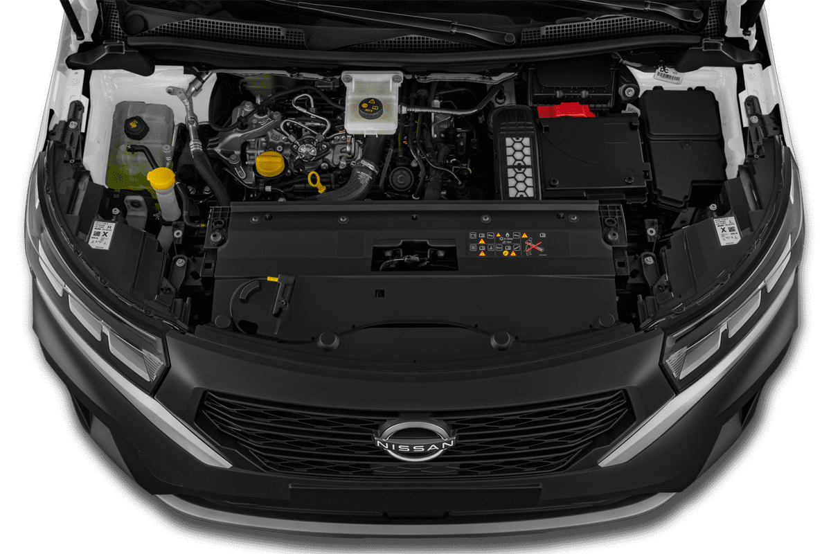 Motorraum eines Nissan Townstar Kastenwagen