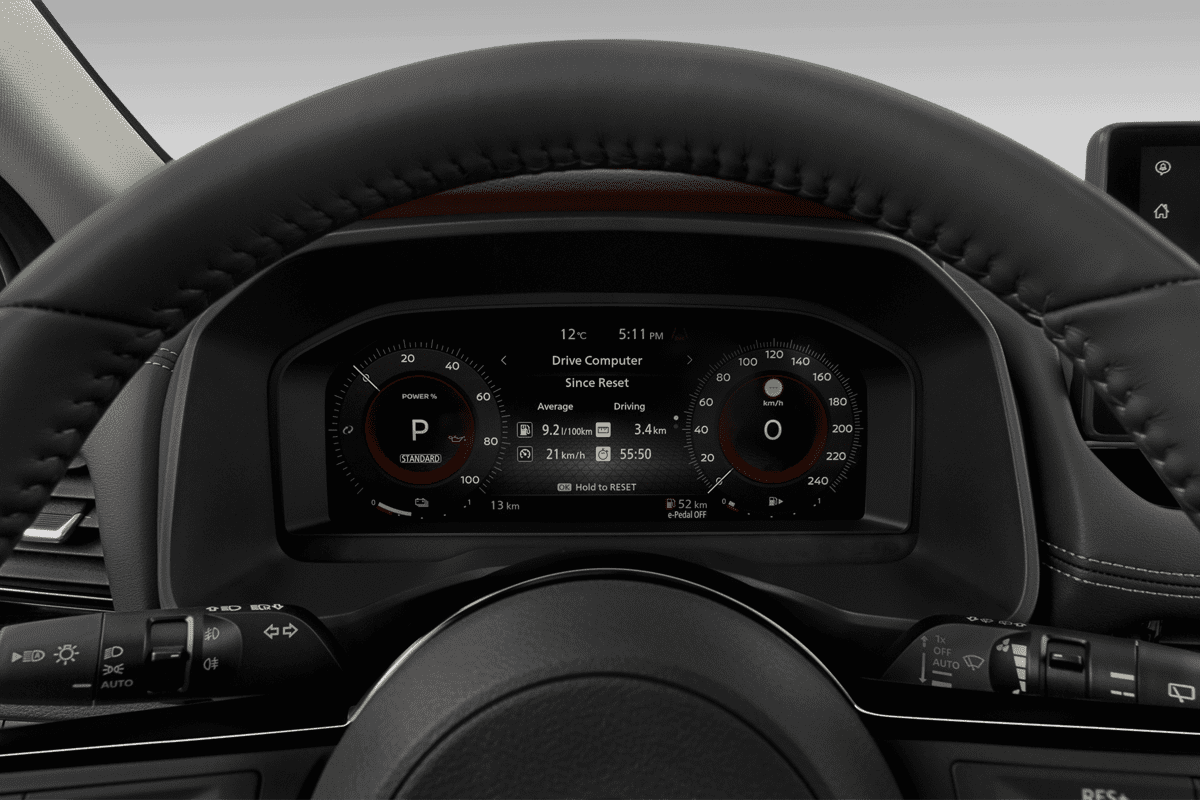 Kombiinstrument eines Nissan X-Trail e-Power