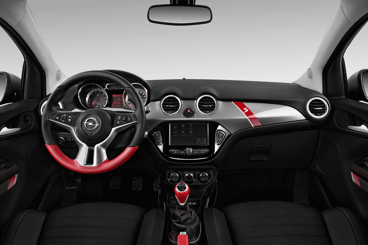 Armaturenbrett eines Opel Adam