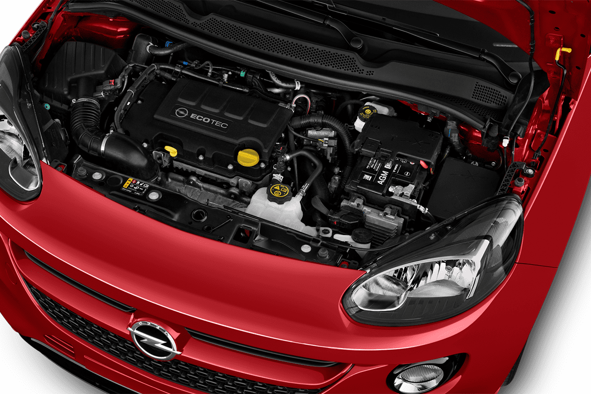 Motorraum eines Opel Adam