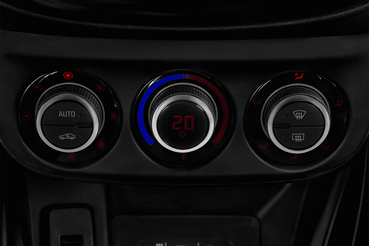 Klimasteuerung eines Opel Adam