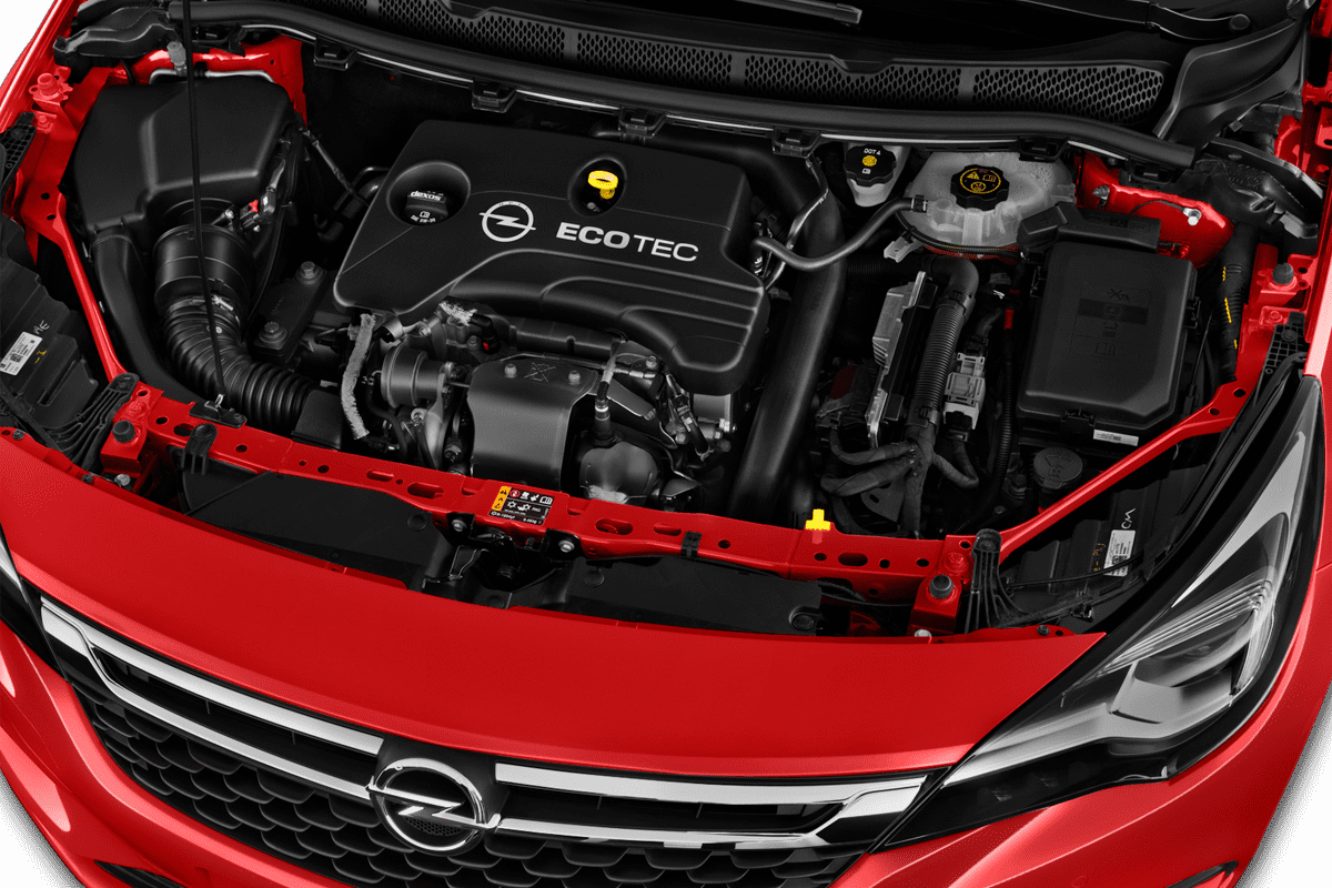 Motorraum eines Opel Astra Active
