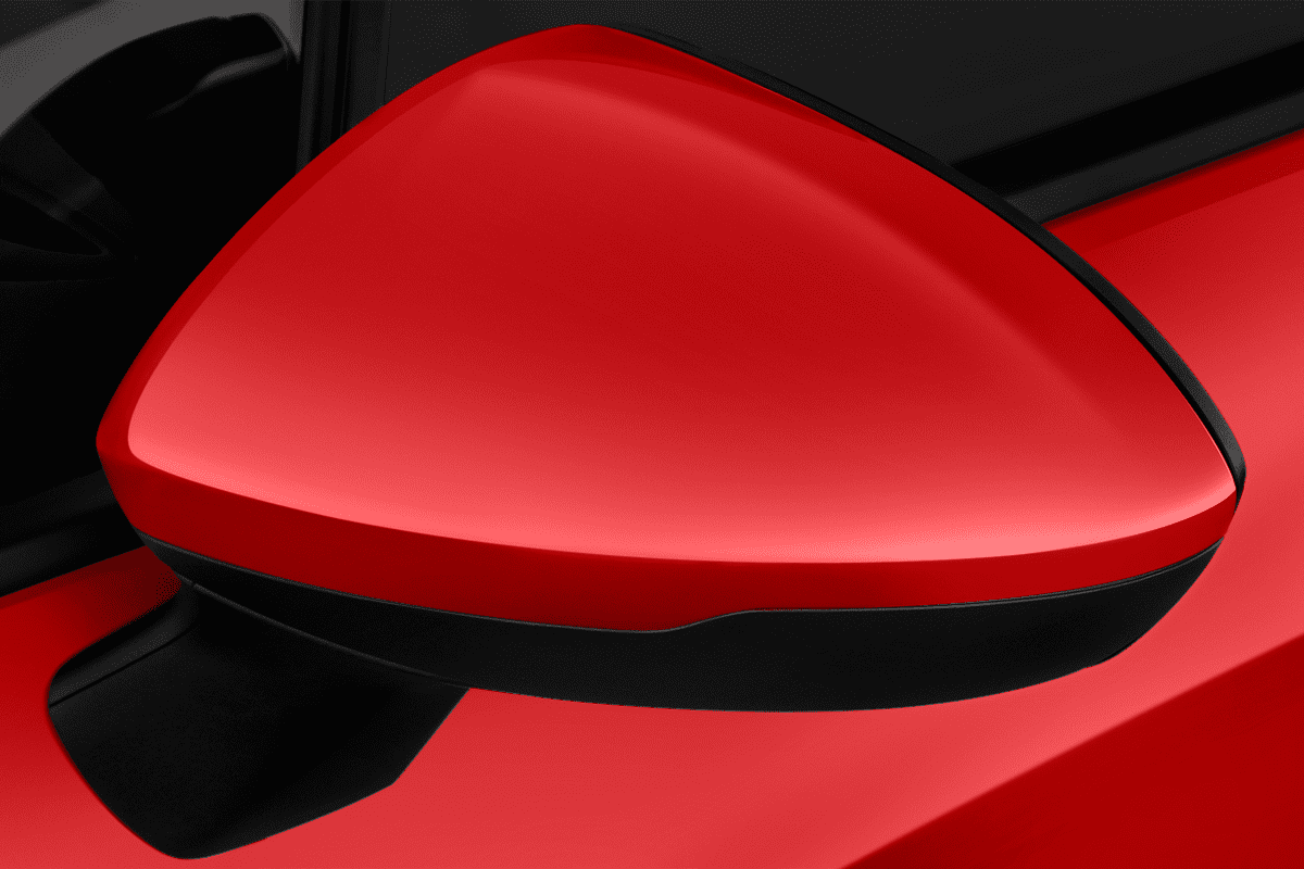 Rückspiegel eines Opel Astra Active