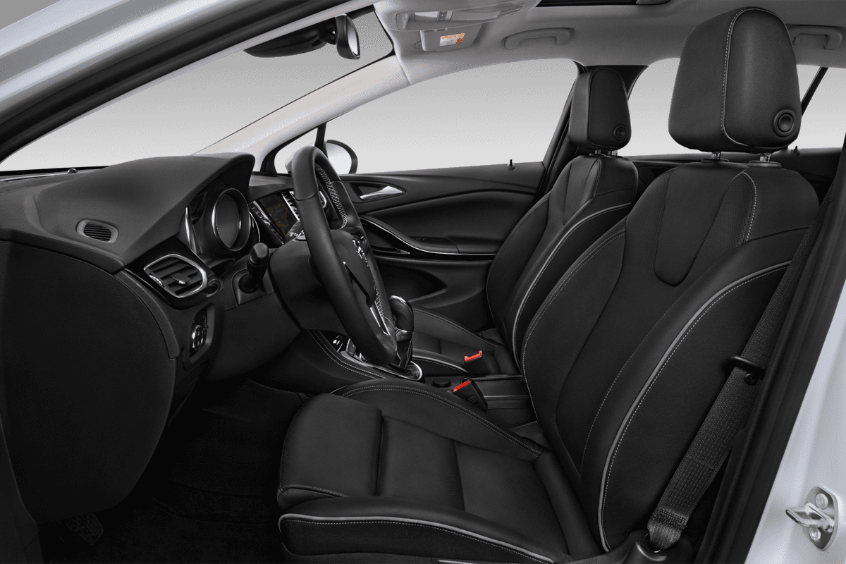 Vordersitze eines Opel Astra Sports Tourer Active