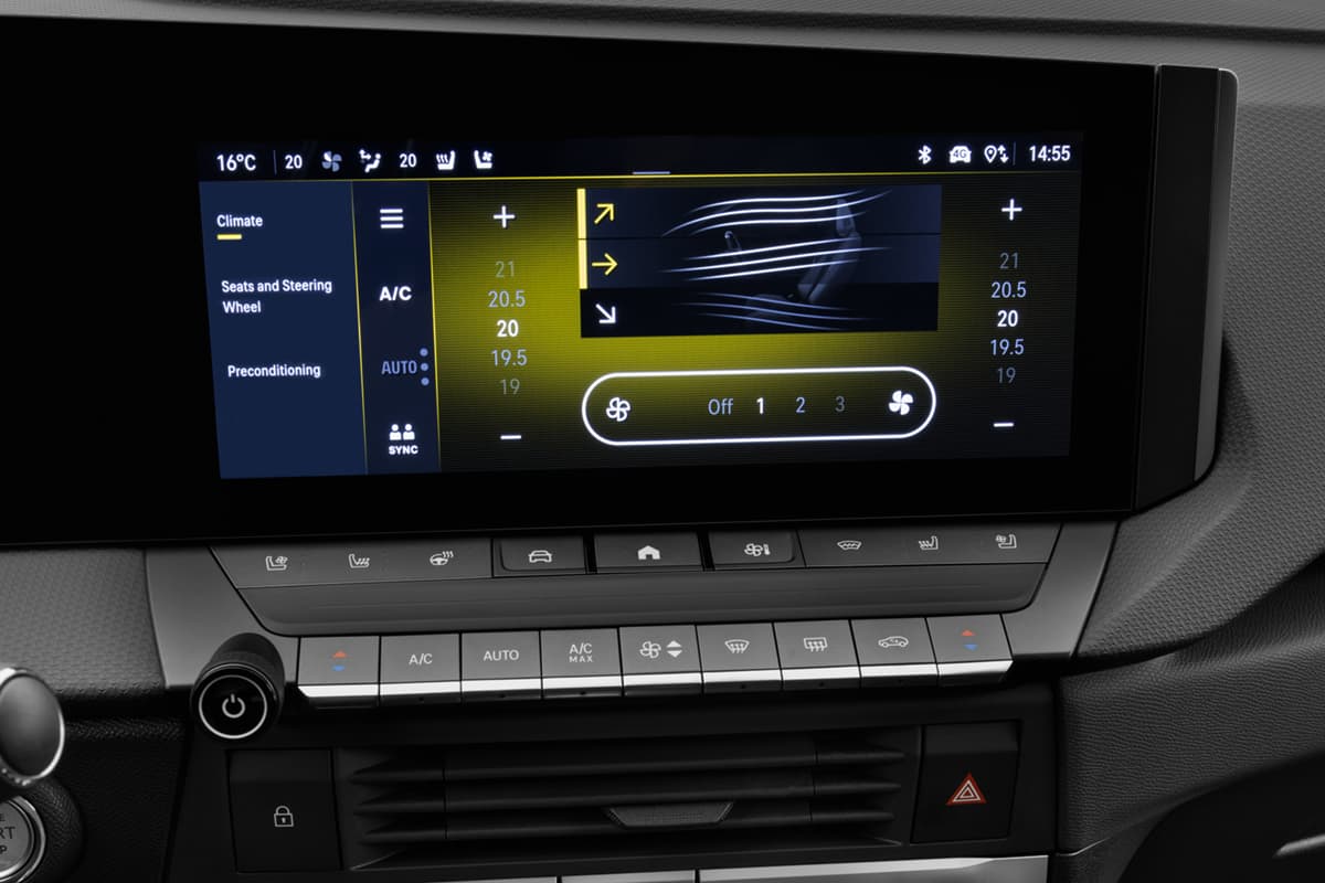 Klimasteuerung eines Opel Astra Plug-in-Hybrid 