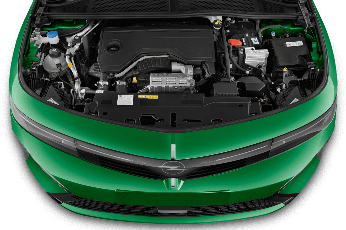Motorraum eines Opel Astra Sports Tourer  (KI-generiert)