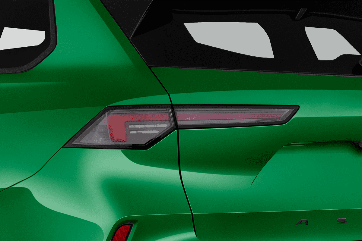 Heckleuchten eines Opel Astra Sports Tourer  (KI-generiert)