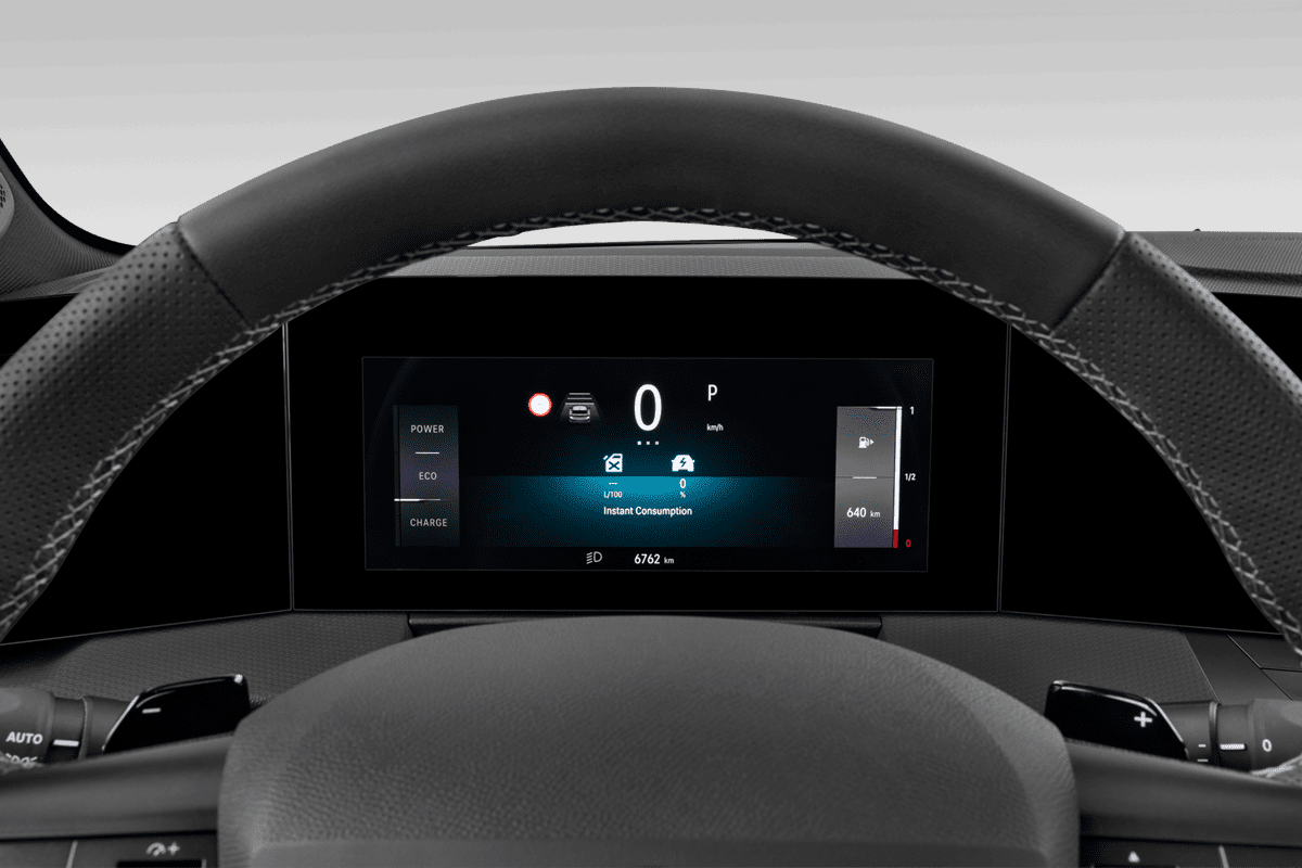 Kombiinstrument eines Opel Astra Sports Tourer Plug-in-Hybrid